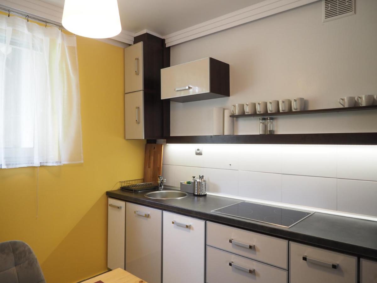Adobe Apartment - Przytulny I Free Parking วรอตซวาฟ ภายนอก รูปภาพ