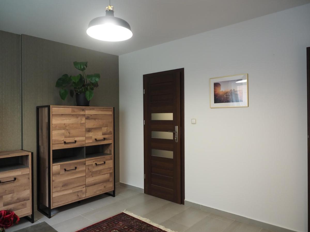 Adobe Apartment - Przytulny I Free Parking วรอตซวาฟ ภายนอก รูปภาพ