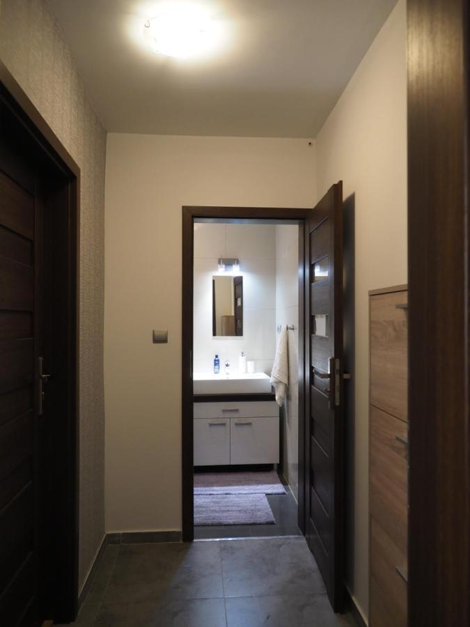 Adobe Apartment - Przytulny I Free Parking วรอตซวาฟ ภายนอก รูปภาพ